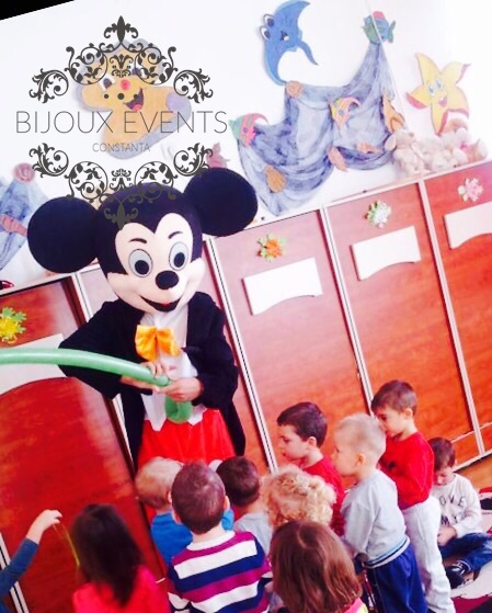 Mascotele Mickey si Minnie Mouse la petreceri copii, botez sau aniversari Constanta – 0762838354