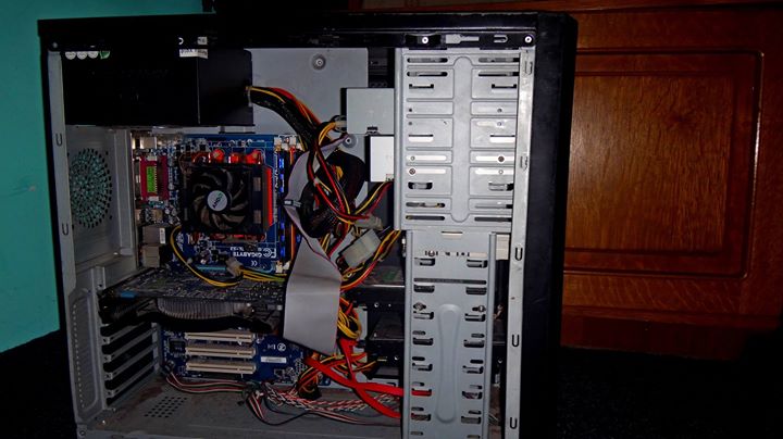 Unitate PC AMD Athlon 64 x2 6000+ 3.10 GHz + LCD Samsung 943SN 19 inch