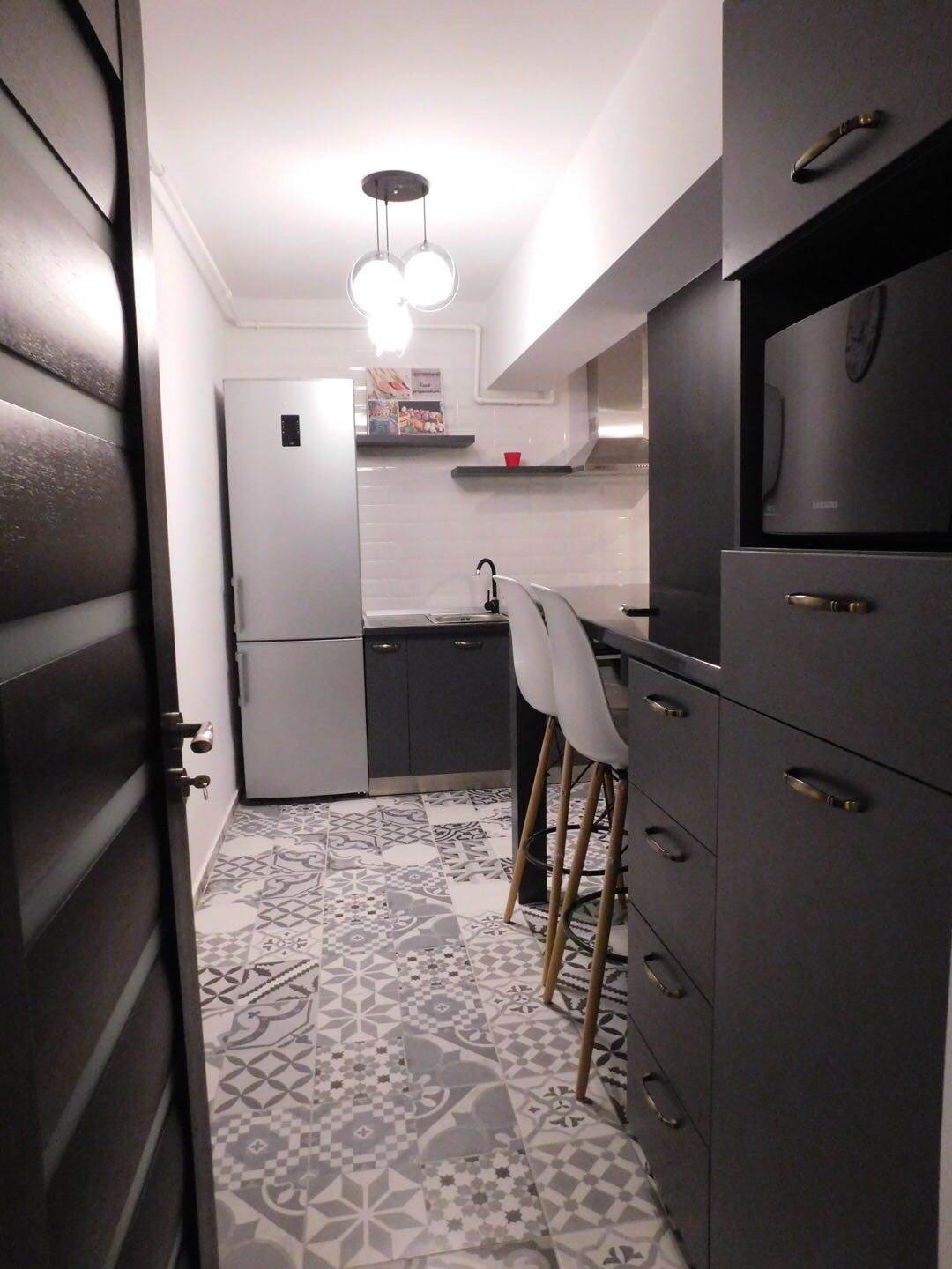 Apartament 2 camere , Unirii Splai, Bibioteca Nationala/Camera de Comert - prima inchiriere