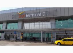 Transferuri, transport pasageri de la Timisoara/ Arad la aeroport Budapesta, transfer privat cu masina mica