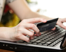 Romcard: 220 milioane euro pentru comertul electronic cu plata online