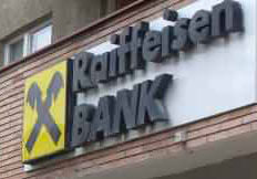 Profitul Raiffeisen Bank International s-a redus cu 25% anul trecut