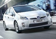Toyota a vandut peste 1 milion de vehicule hibrid