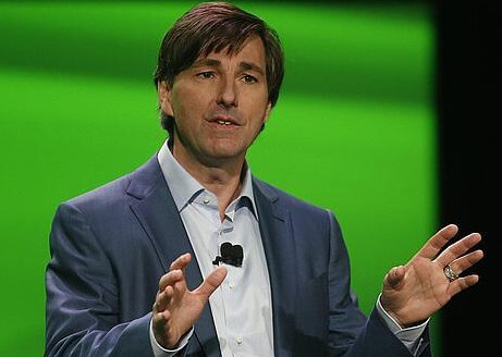 Un director de la Microsoft a primit 45 mil. dolari pentru a pleca la o alta companie