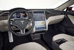 Tesla vrea sa deschida fabrici auto in Europa si Asia, unde va produce si un model mai ieftin