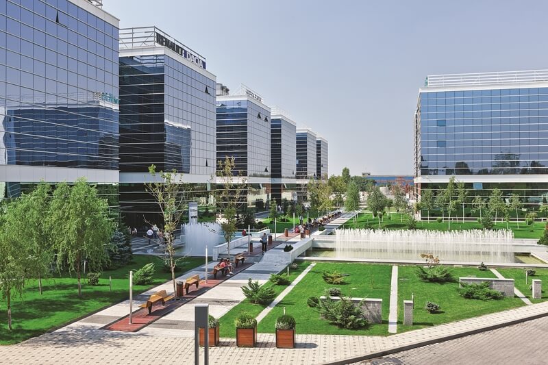 Siemens, Panasonic si Accenture raman inca 5-10 ani in birourile West Gate