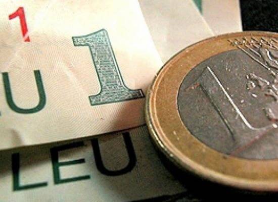 Test de stres BNR: Ce s-ar intampla daca leul s-ar deprecia cu peste 20% in raport cu euro