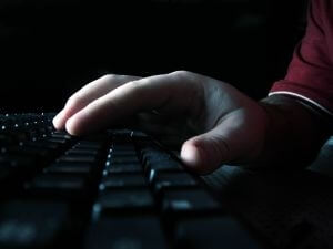 Cum explica experti ai Google atacurile cibernetice impotriva jurnalistilor si companiilor de media