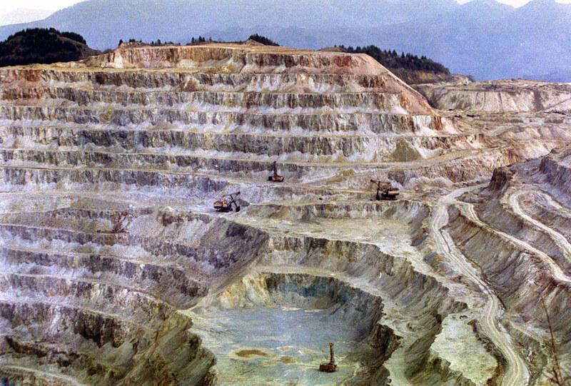 Proiectul Rosia Montana face un pas mare inapoi. RMGC a pierdut un aviz crucial