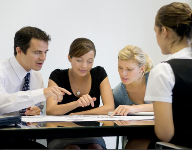 saatchi&saatchi, lansare, program de consiliere si orientare profesionala