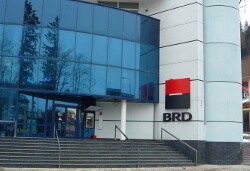 BRD face angajari in 19 orase. Vezi ce posturi sunt disponibile