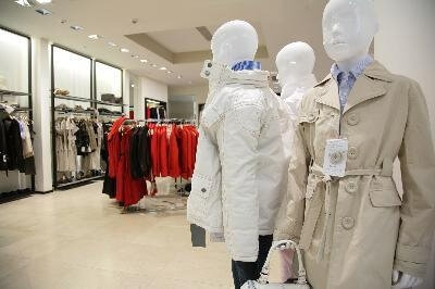 Topul retailerilor de haine cu cele mai multe magazine deschise in 2014