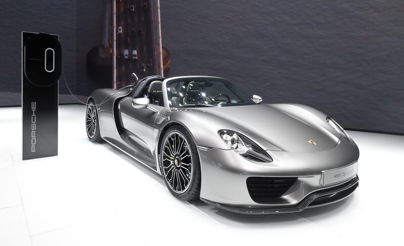 Porsche a epuizat editia limitata a supermasinii 918 Spyder. Vezi cat costa