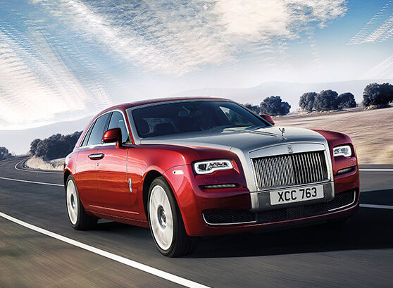 2014, al cincilea an consecutiv de vanzari record pentru Rolls-Royce. Pericolul de la rivalul Bentley