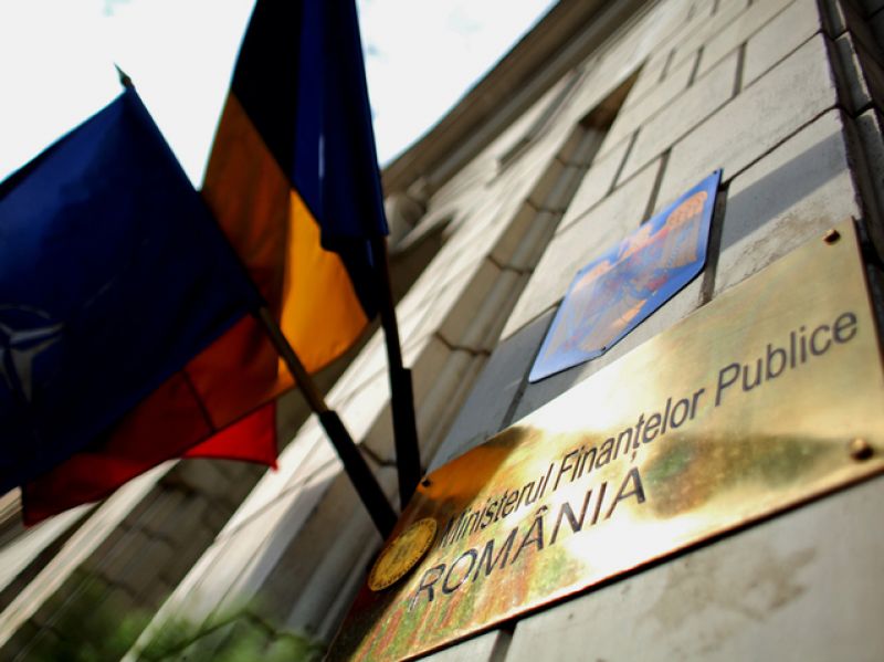 În căutare de bani: România a ieşit din nou pe pieţele externe să împrumute 1 mld. euro