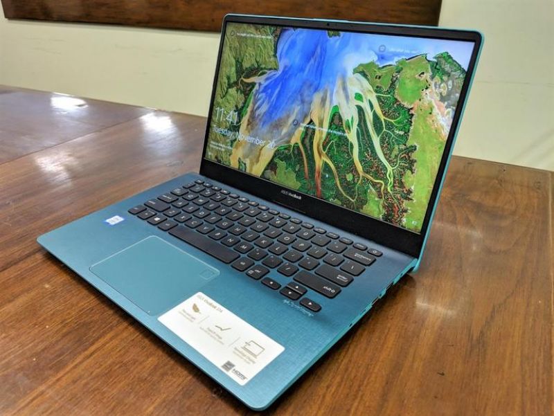 Laptopurile Asus VivoBook S14 și S15 cu AMD Ryzen, disponibile în România