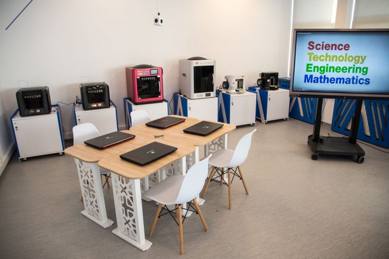 Smart Lab Măgurele în 2020: cursuri de robotică, modelare 3D pentru 1.000 de elevi