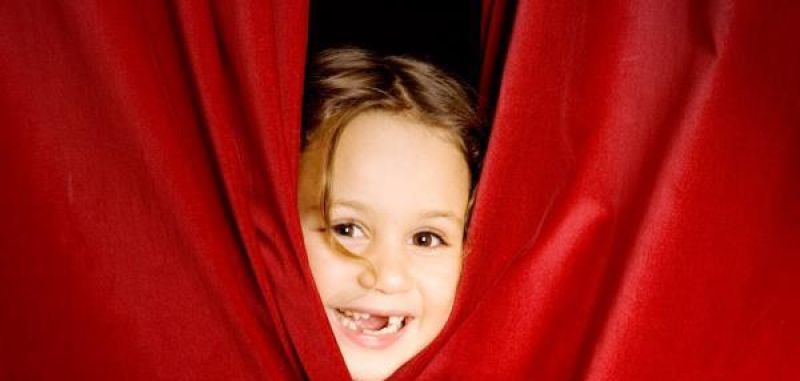 Atelier de teatru interactiv pentru copii: Artelier D, Gradinita Bambi si Scoala Step by Step lanseaza o serie de ateliere