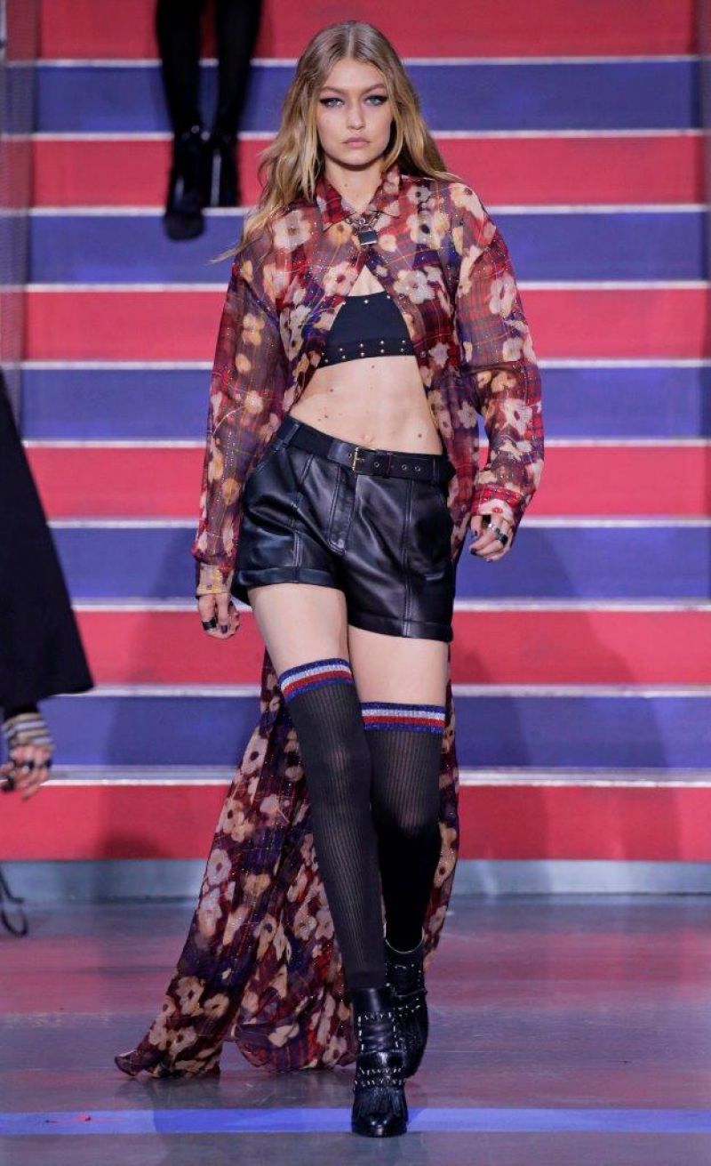 Gigi at TOMMYNOW FW 2017